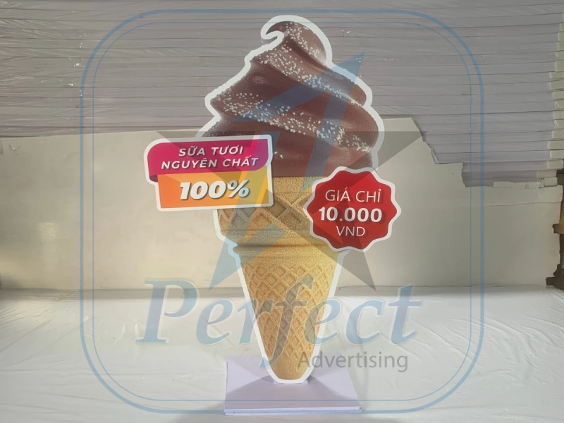 Standee mô hình sản phẩm giá rẻ tại Perfect