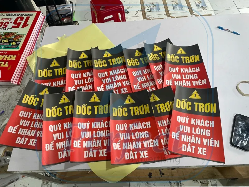 in poster decal uy tín tại Perfect