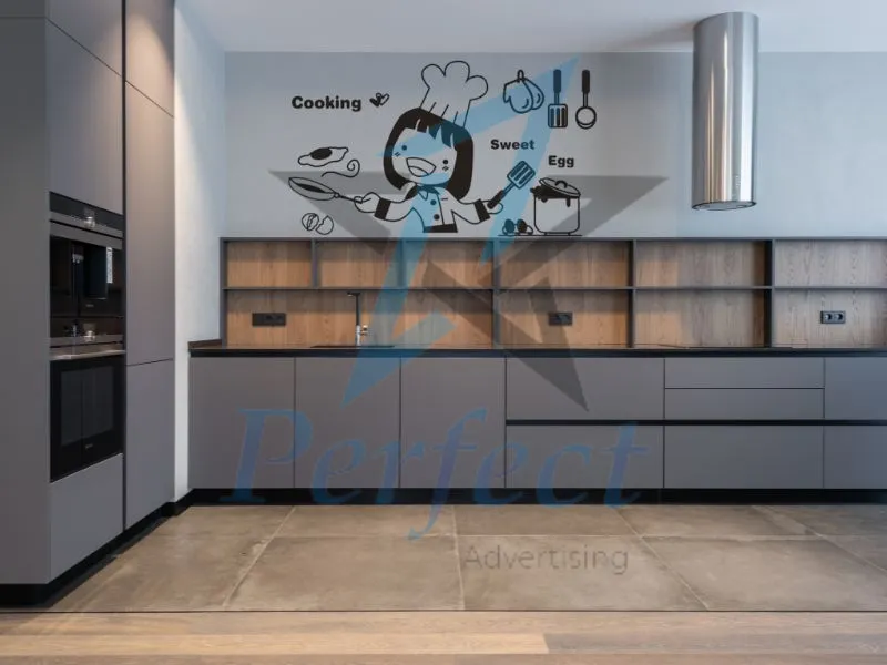 Hướng dẫn thi công decal dán tường đúng cách