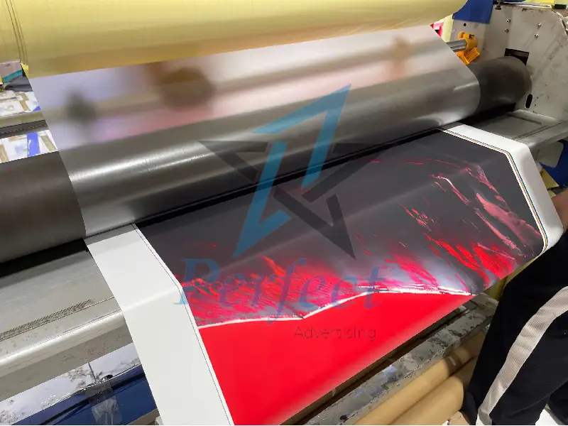 Chính sách dịch vụ in decal cán màng tại Perfect