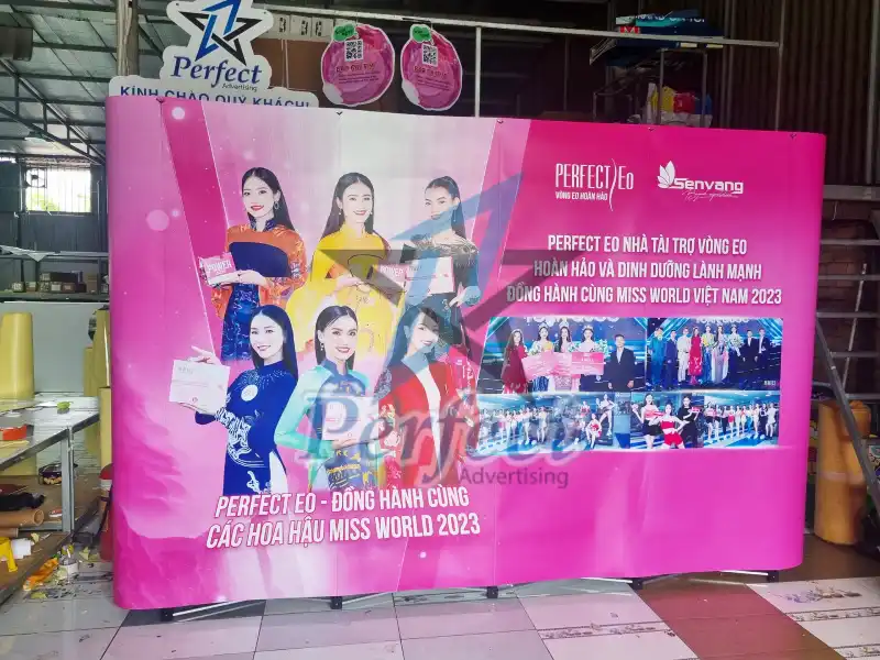 Những phản hồi của khách hàng về dịch vụ thi công backdrop tại Perfect
