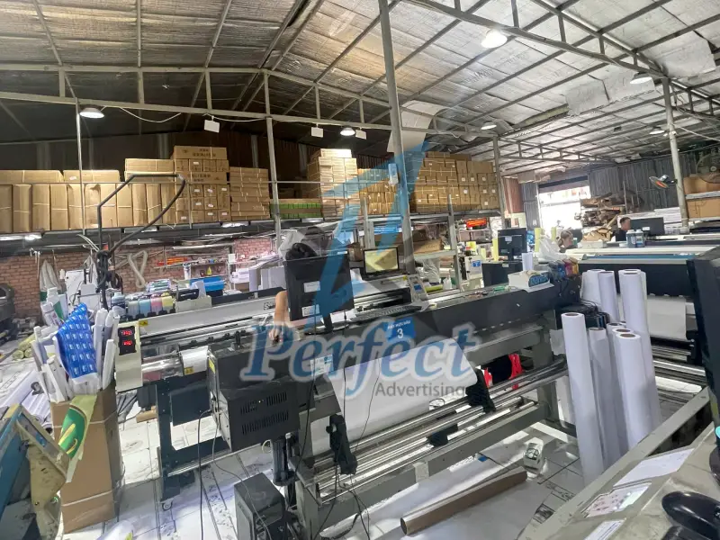 Perfect đơn vị in ấn standee diecut chuyên nghiệp tại TPHCM