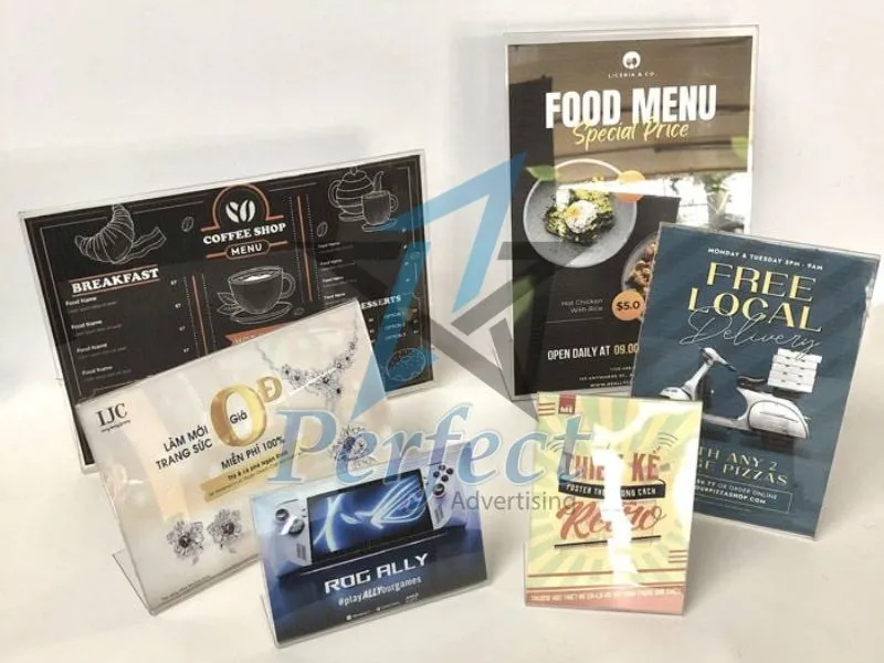 Các loại standee mica phổ biến trên thị trường