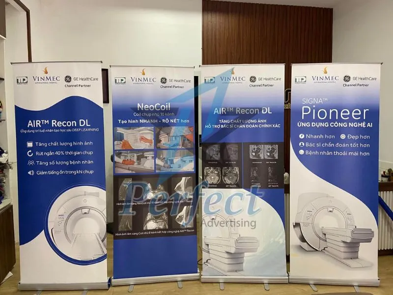 standee cuốn nhôm cao cấp 80x200 cho bệnh viện