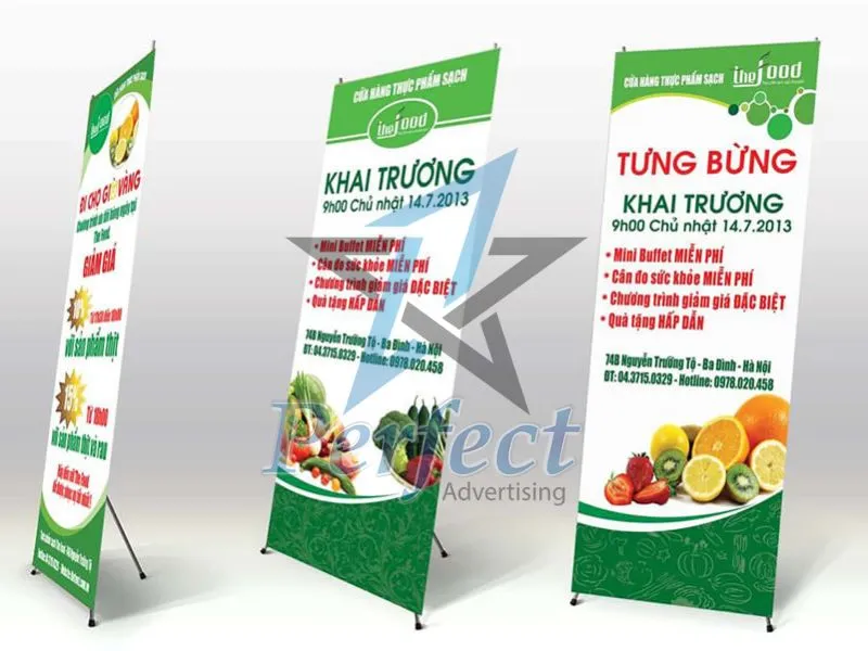thuê chân standee cho siêu thị