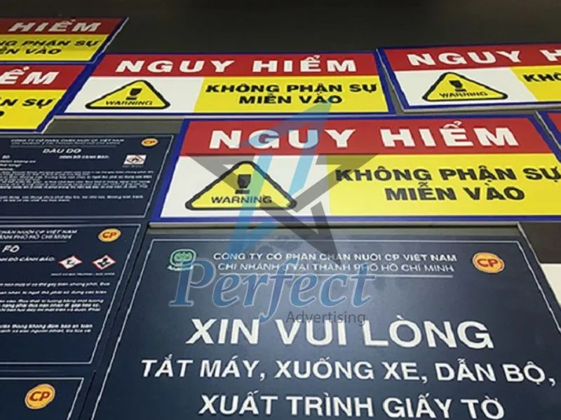 Ứng dụng thực tiễn của dịch vụ in UV trên alu
