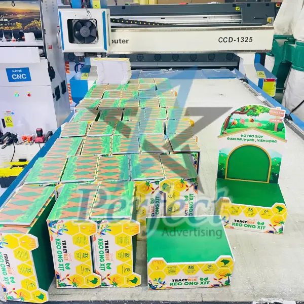 kệ đựng sản phẩm trị ho bằng formex