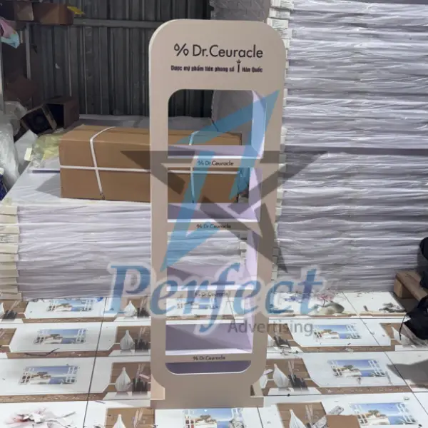 kệ trưng bày dược phẩm tphcm
